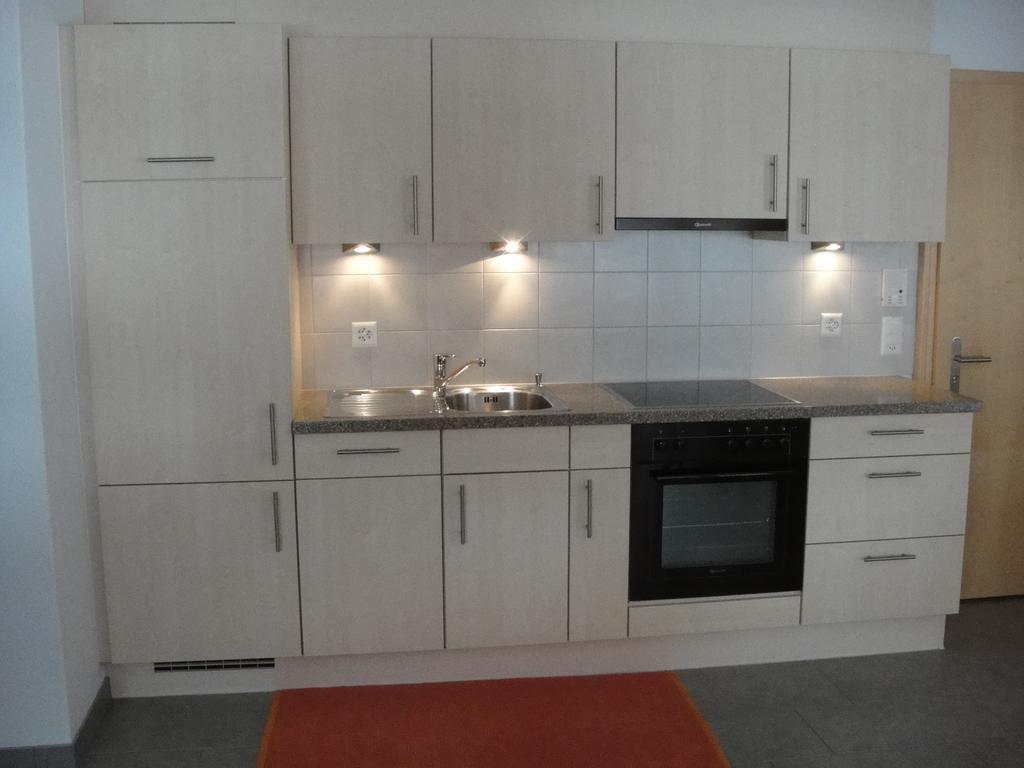 Haus Alpenstern Apartment Саас-Грунд Стая снимка