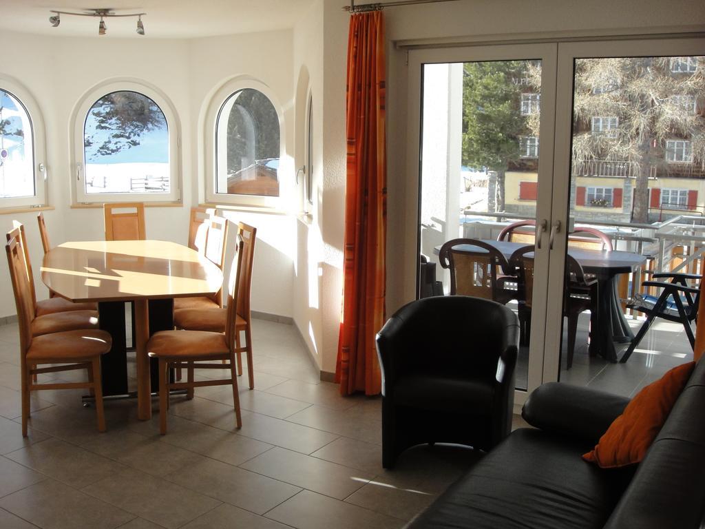 Haus Alpenstern Apartment Саас-Грунд Стая снимка