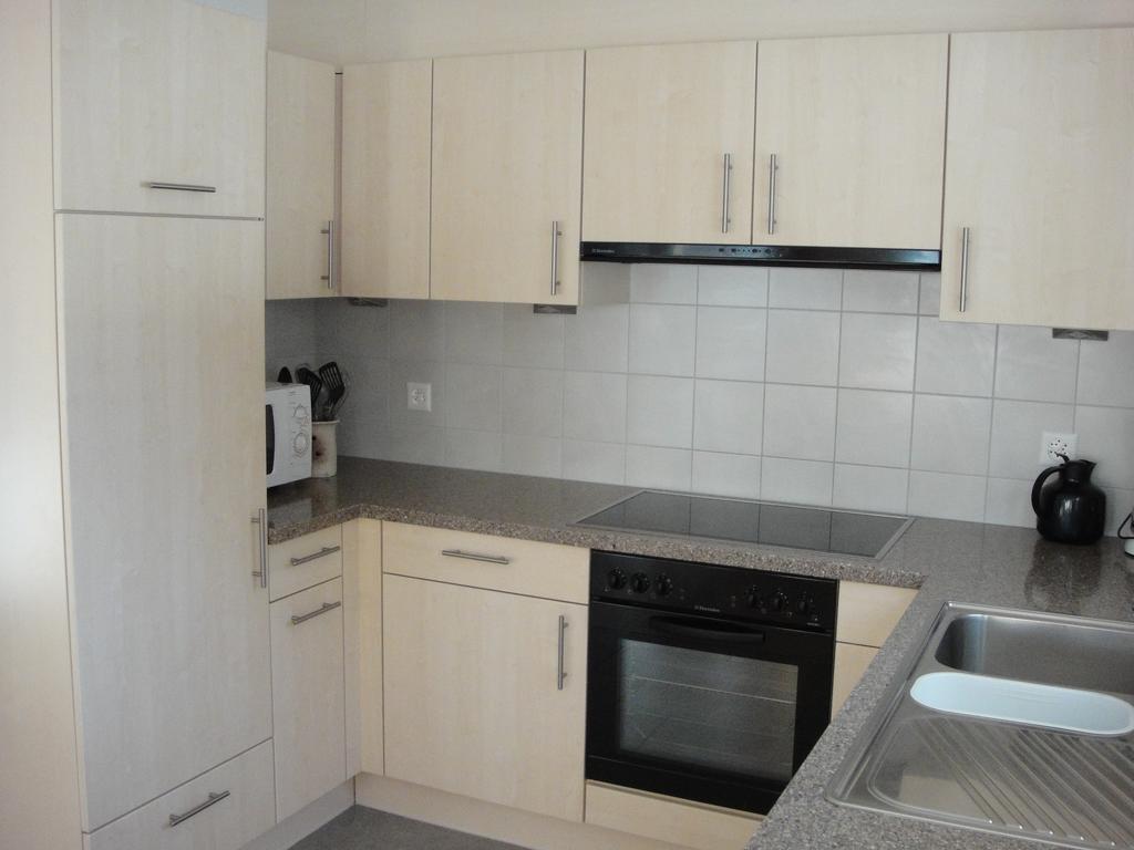 Haus Alpenstern Apartment Саас-Грунд Стая снимка